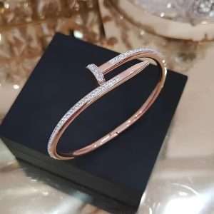 Nail-shaped cuff bracelet for women