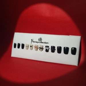 Black & Nude Press-On Nail Set